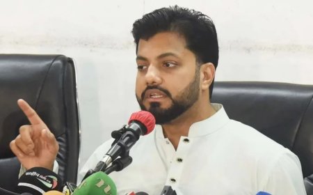 ‘বিতর্কিত উপদেষ্টাদের’ পদত্যাগে কঠোর আন্দোলনের হুঁশিয়ারি ইশরাকের
